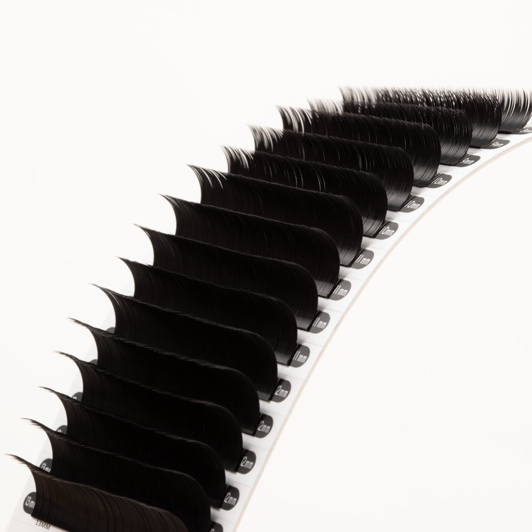 Classic Mayfair Lashes 0.18